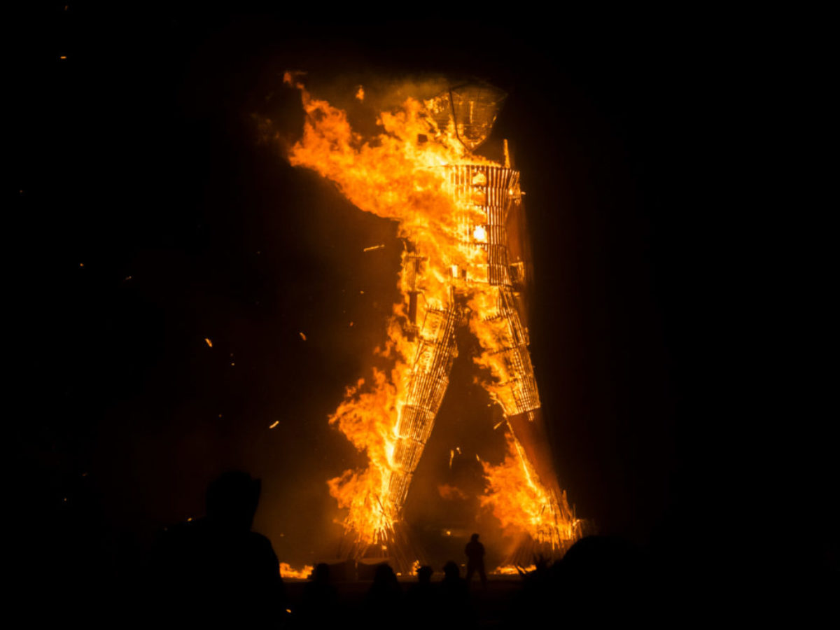 全てにおいてぶっ飛んだパーティー バーニングマン Burning Man アメリカ Spiritus Mundi