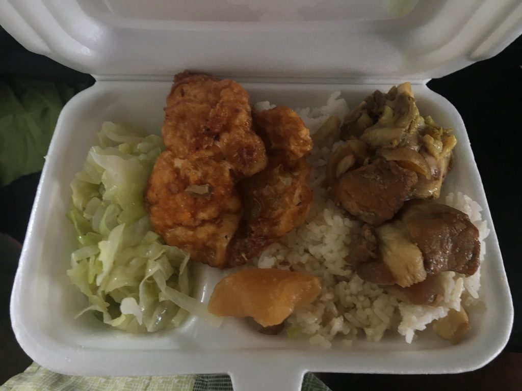 車内販売の弁当