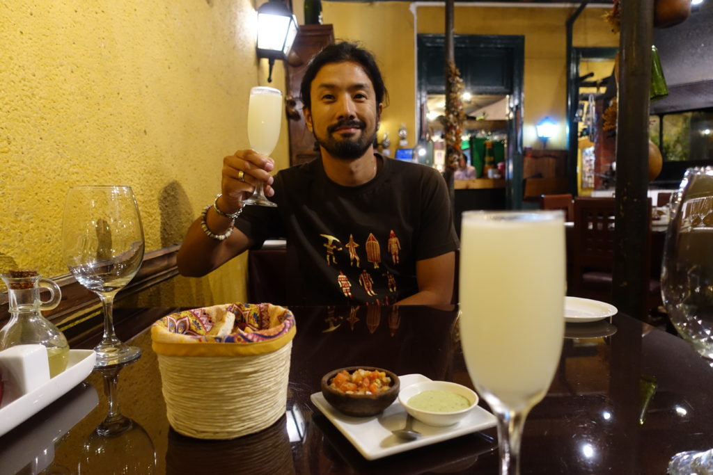 ピスコサワーで乾杯