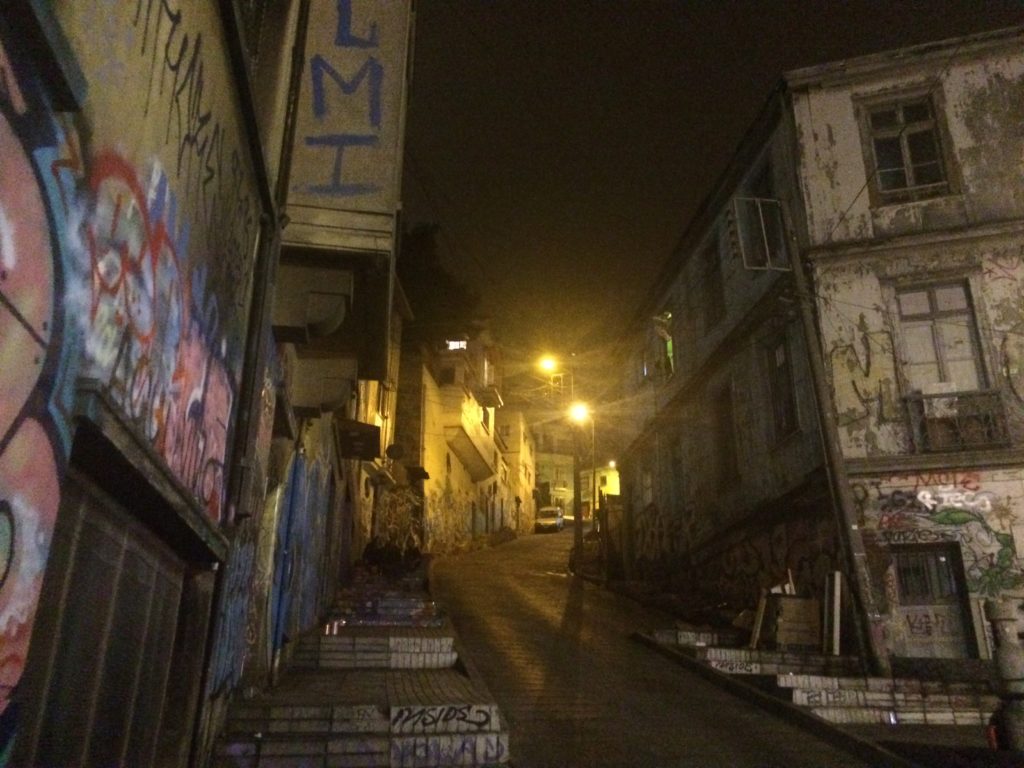 night_valparaiso1